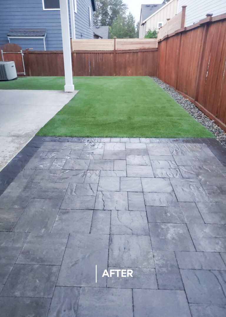 A Backyard Transformed: Synthetic Turf Meets Elegant Pavers