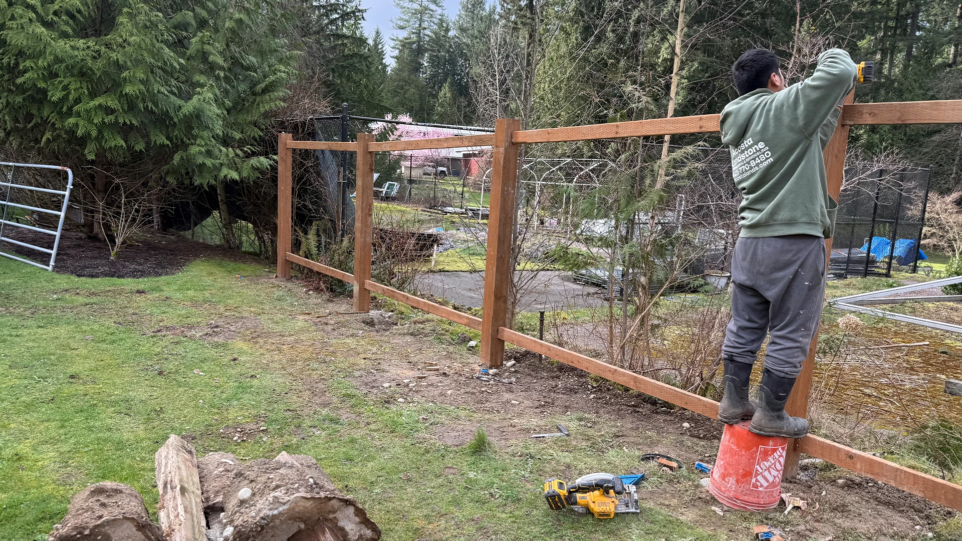 Fence Installation in Bothell, WA by Acosta Landstone, photo 5