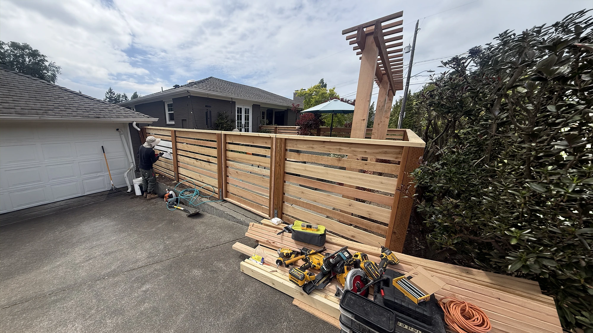 Fence Installation in Seattle, WA by Acosta Landstone, photo 12