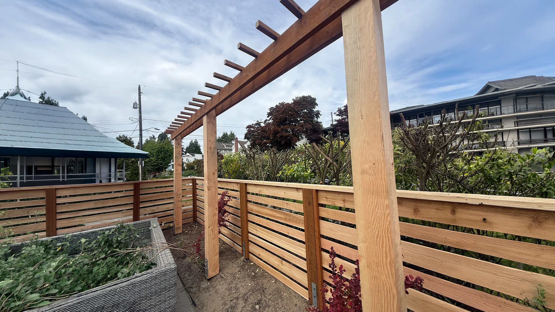 Fence Installation in Seattle, WA by Acosta Landstone, photo 5