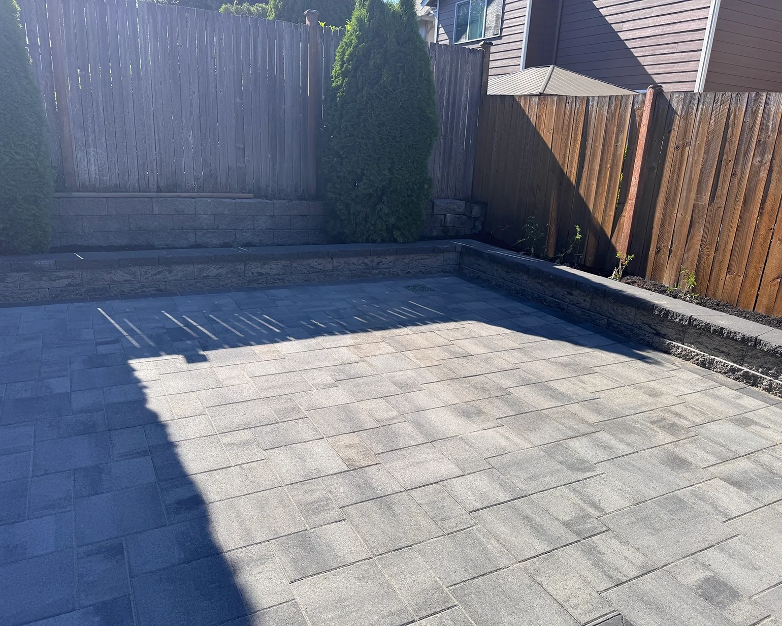 Side yard paver walkway