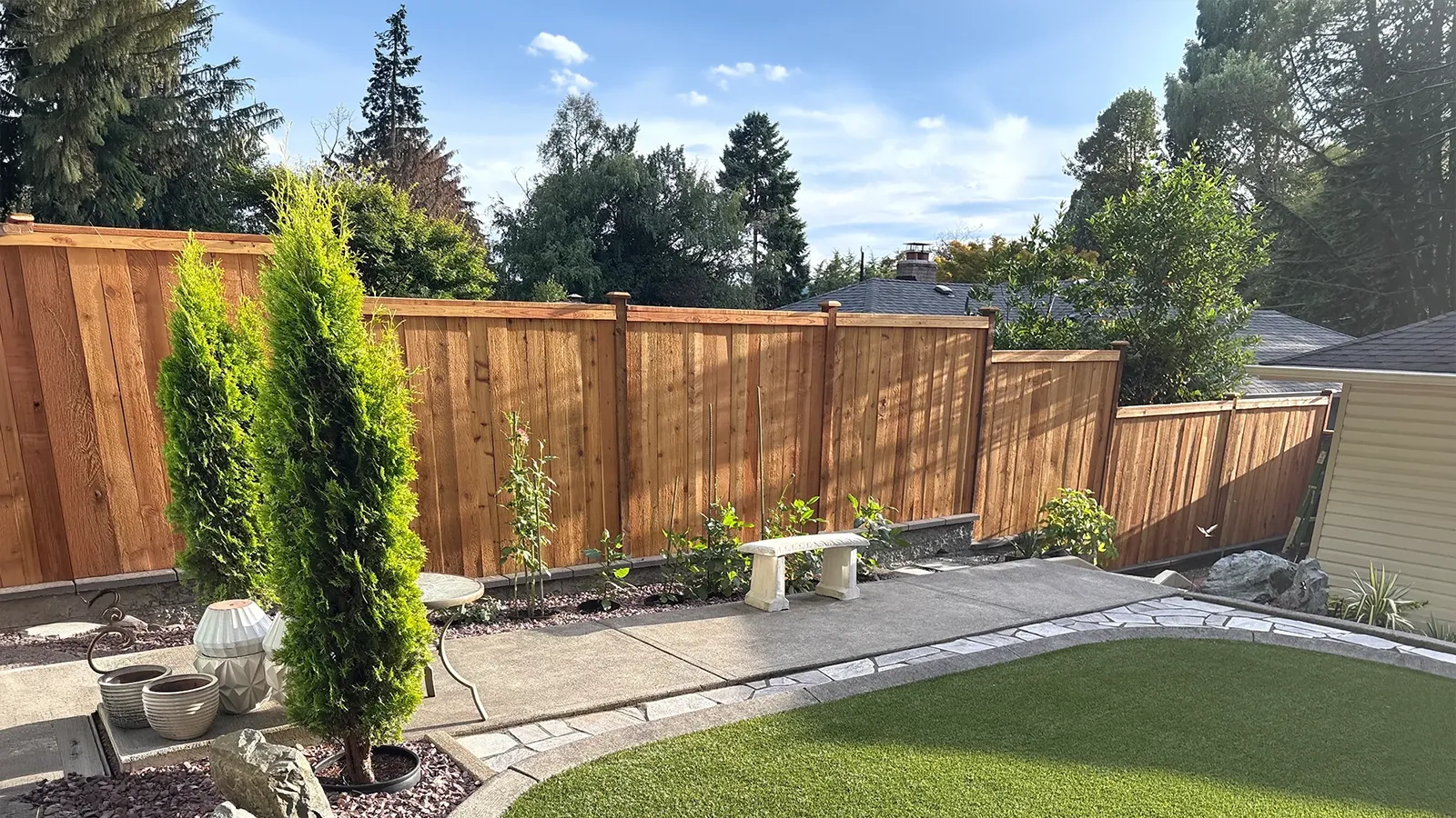 Residential cedar fence installation in Matthews Beach, Seattle, WA